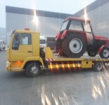Holowanie traktorów Pomoc drogowa